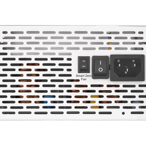 Thermaltake Toughpower GF A3 Snow 1050W_p3